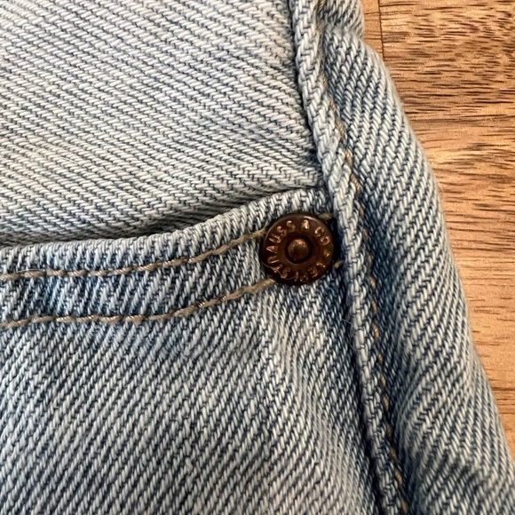 Levi Strauss & CO. Mini shorts w27 - Picture 7 of 9